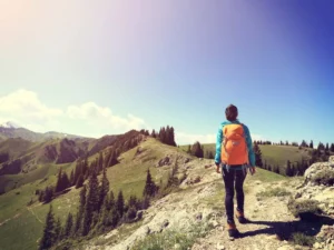 السفر والعيش في الخارج