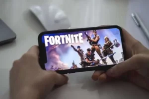 إطلاق لعبة Fortnite لنظام Android حصرياً لأجهزة Samsung Galaxy الصادرة حديثاً.