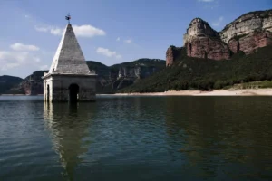 حضارات ومدن مفقودة… 9 أسرار في قاع المحيطات والبحار